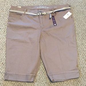 Women's plus Gloria Vanderbilt Cleo Skimmer 24W